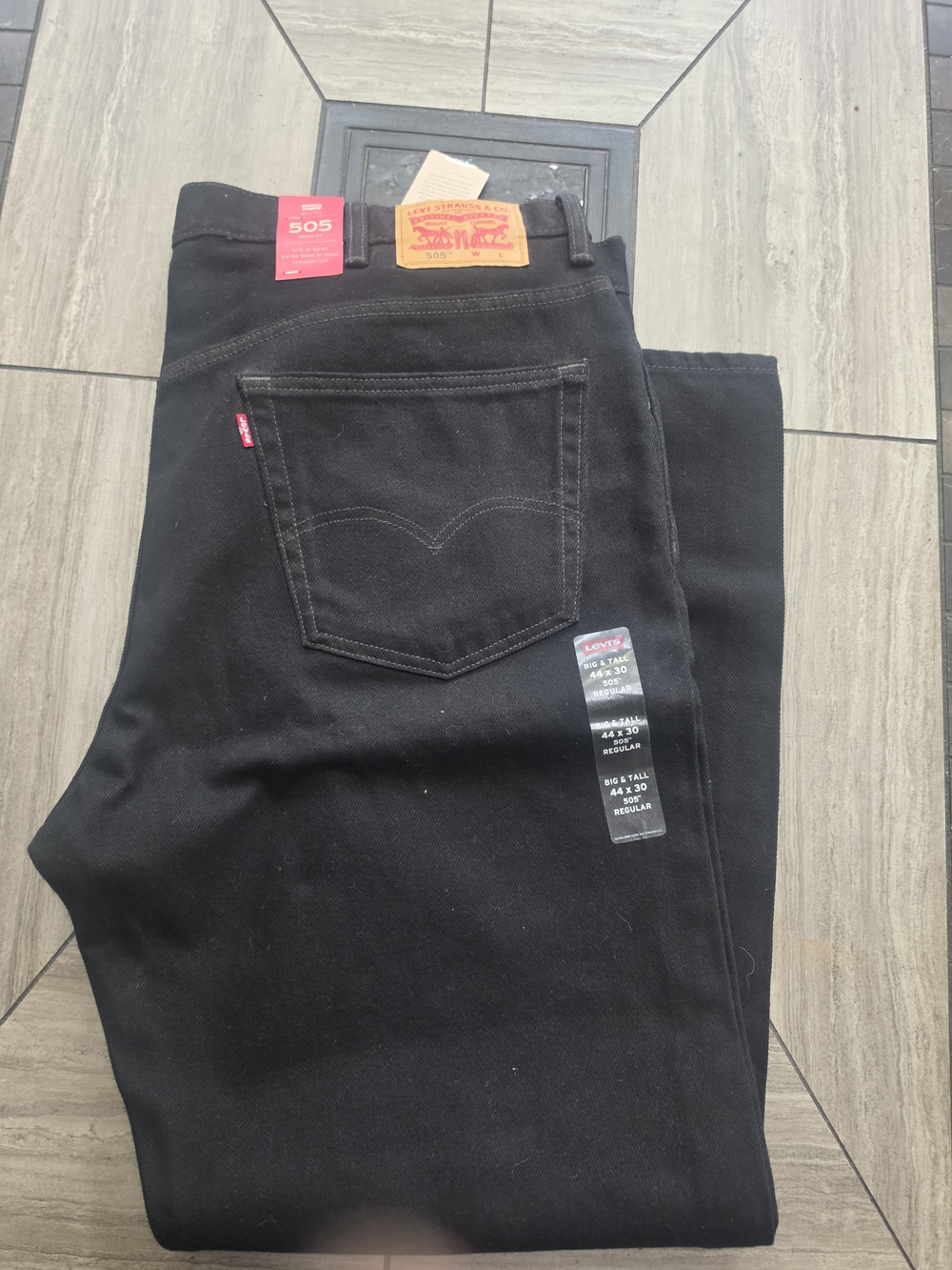 Levi's Black Relaxed Fit Men’s Jeans - 505 Style 44x30